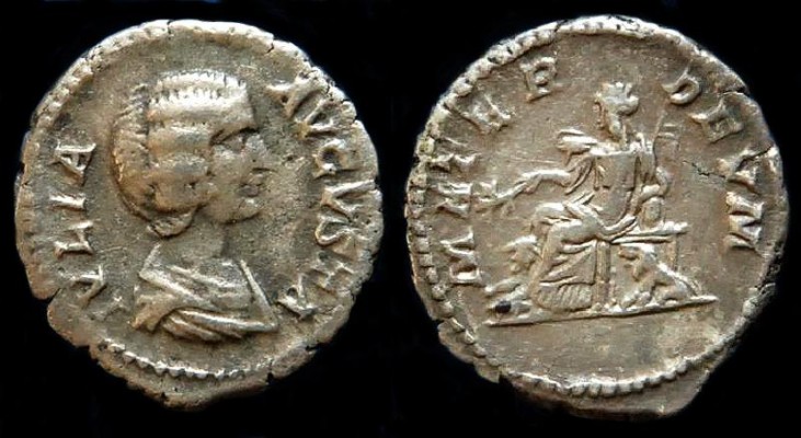 027 - Julia Domna (c 170-217AD), denarius - RIC 564
Obv: IVLIA AVGVSTA, draped bust right.
Rev: MATER DEVM, Cybele seated left, holding branch and scepter, lion on either side.
Minted in Rome 196-211 under Septimius Severus.
